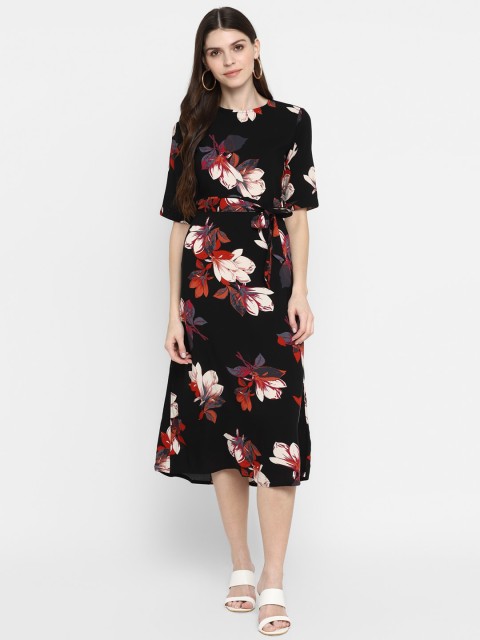 

TRENDY DIVVA Women Black & Red Floral Print Fit and Flare Dress