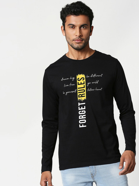 

Bewakoof Men Black Printed Round Neck T-shirt