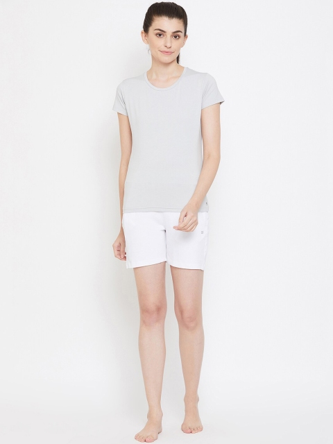 

Okane Women Grey & White Solid Night suit