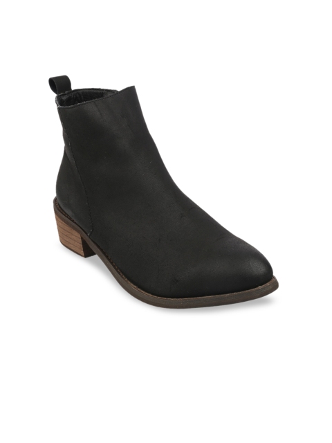 

LEMON & PEPPER Women Black Solid Heeled Boots