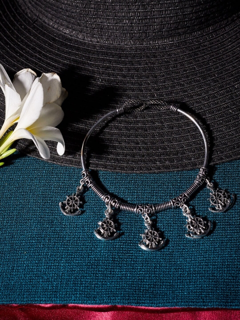 

ZeroKaata Silver-Plated Bracelet with Unique Wheel Charms