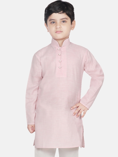 

SG YUVRAJ Boys Pink Solid Straight Kurta