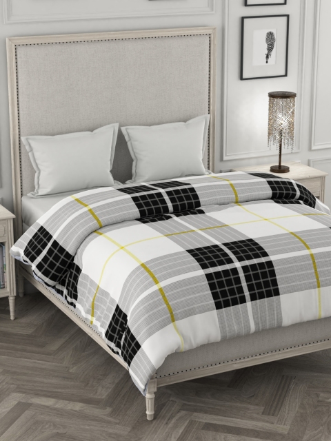 

Portico New York Black & White Checked Mild Winter 300 GSM Double Bed Comforter