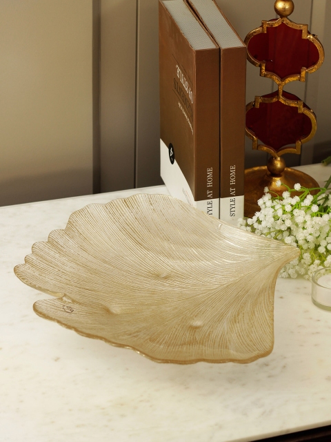 

Living Essence Gold-Toned Jordan Accent Showpiece