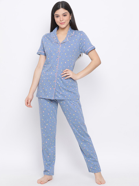 

Kanvin Women Blue Printed Night Suit