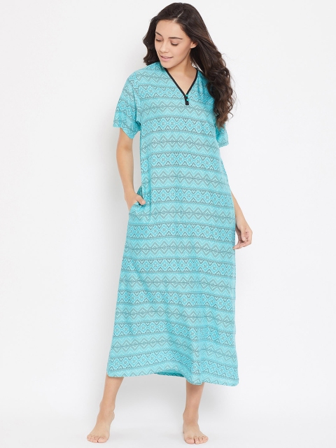 

The Kaftan Company Turquoise Blue & Black Geometric Print Nightdress