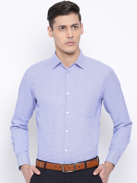 

Richlook Men Blue & White Regular Fit Checked Casual Shirt