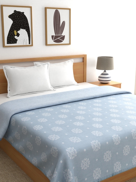 

A Homes Grace Blue & White Floral AC Room 300 GSM Double Bed Dohar