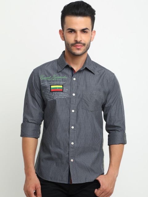 

Flyrs Club Men Grey Smart Slim Fit Striped Casual Shirt
