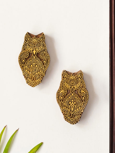 ExclusiveLane Yellow & Brown Set of 2 Owl Hand Carved Block Wall Decor