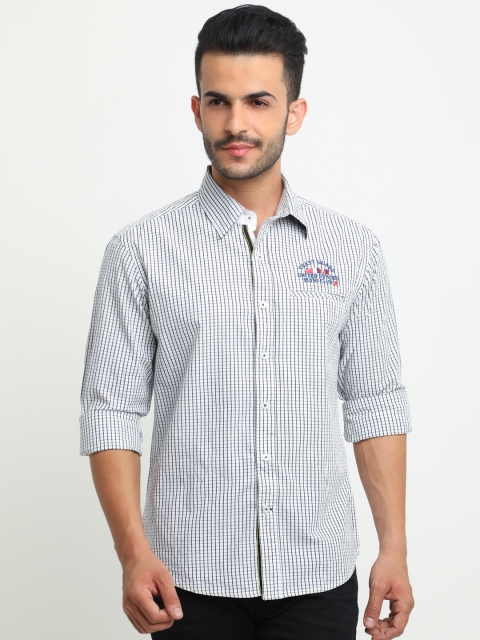 

Flyrs Club Men White & Black Slim Fit Checked Casual Shirt