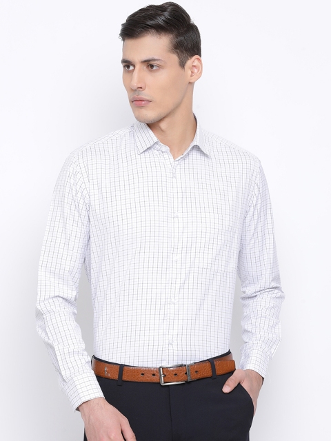 

Richlook Men White & Black Checked Formal Shirt