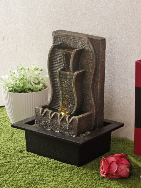 

HomeTown Brown & Black Power Operated Impression Polyresin Modern Brick Fountain