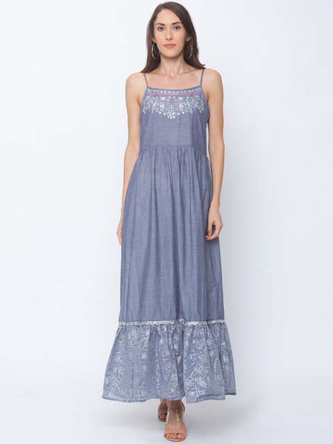 

Globus Women Grey Solid Maxi Dress