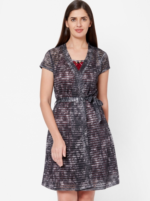 

Juliet Women Black & Red Striped Nightdress
