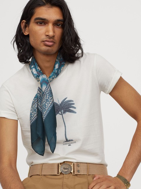

H&M Men White Printed Round Neck T-shirt