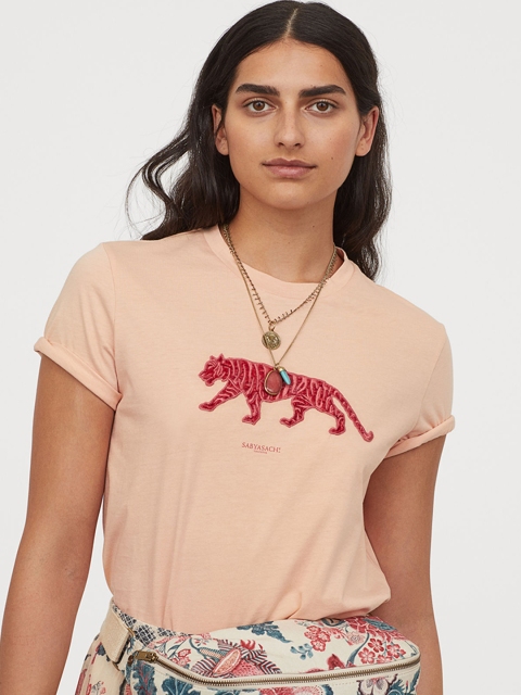 

H&M Women Peach Printed Appliqud T-shirt