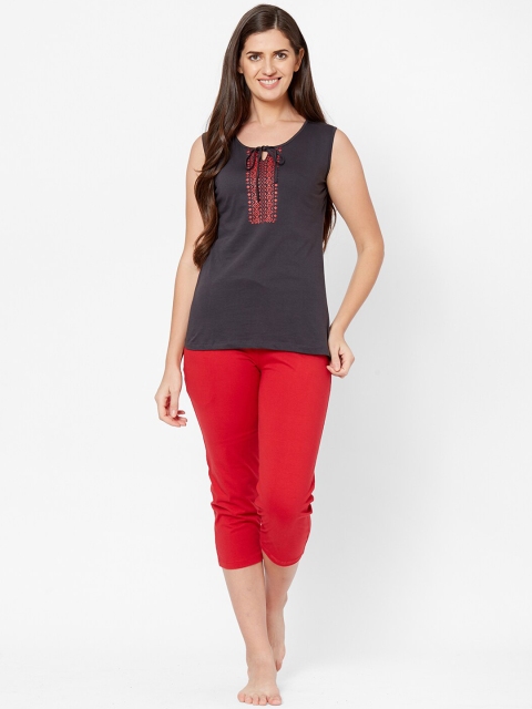 Juliet Women Grey & Red Printed Night suit