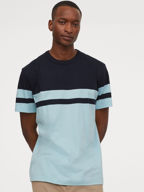 

H&M Men Blue & Navy Blue Block-Patterned T-shirt