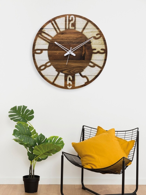 

Aura Brown & Off-White Round Solid 30 cm Analogue Wall Clock