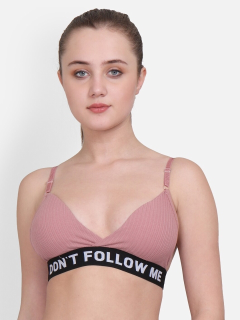 

Golden Girl Peach-Coloured Non-Wired Lightly Padded Sports Bra Don't Follow Me_Peach
