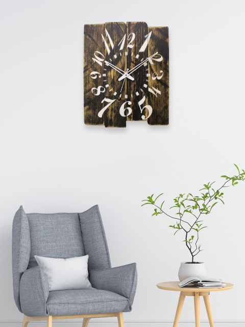 

Aura Coffee Brown Abstract Shaped Solid Analogue Wall Clock