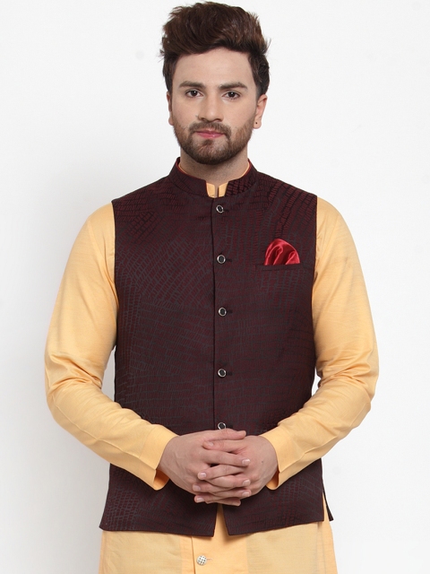 

MAXENCE Men's maroon jacquord nehru jacket