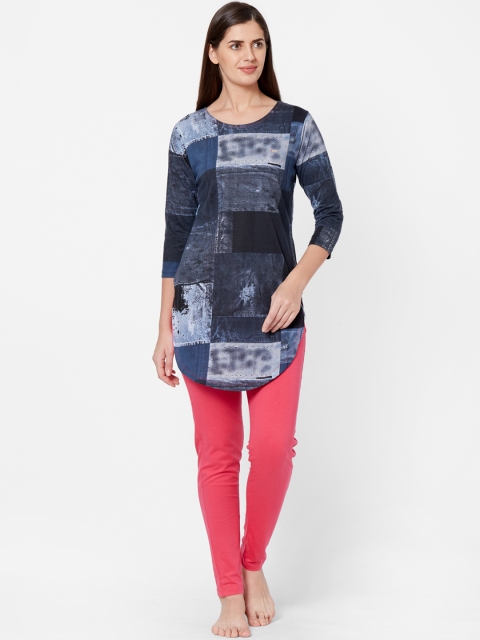 

Juliet Women Navy Blue & Coral Colourblocked Night suit