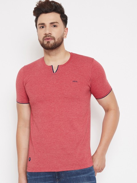 

Adobe Men Rust Red Solid Round Neck T-shirt