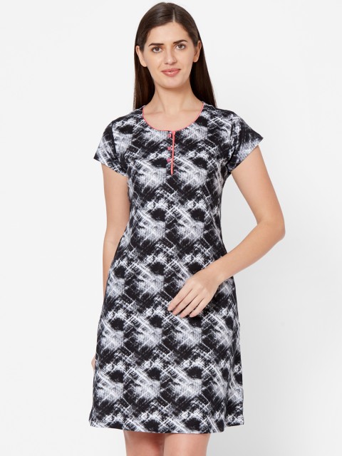 

Juliet Black & White Abstract Print Pure Cotton Sleep Shirt