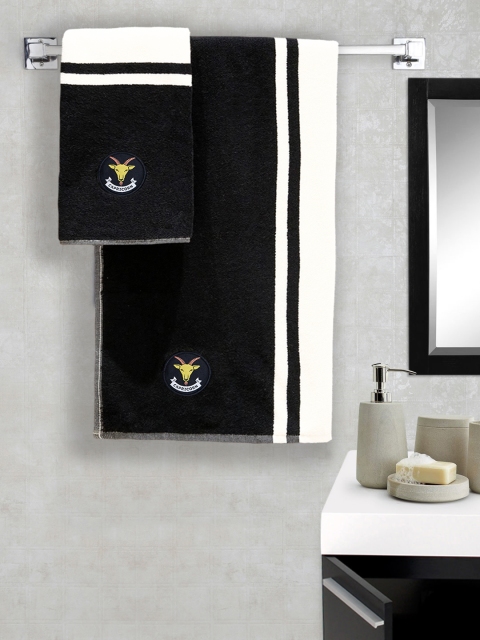 

Trident Unisex Black & White Colourblocked Capricorn Zodiac Sign Bath & Hand Towel Set