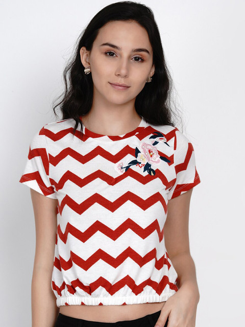 

Deal Jeans Women Red & White Chevron Printed Blouson Top
