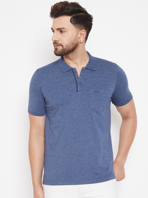 

Adobe Men Blue Solid Henley Neck T-shirt