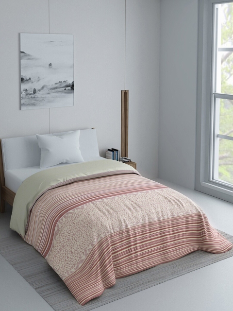 

SPACES Maroon & Beige Abstract AC Room 300 GSM Single Bed Quilt