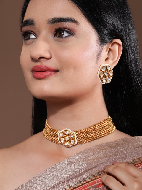 

Rubans 22 K Gold-Plated White Kundan-Studded Beaded Handcrafted Filigree Jewellery Set