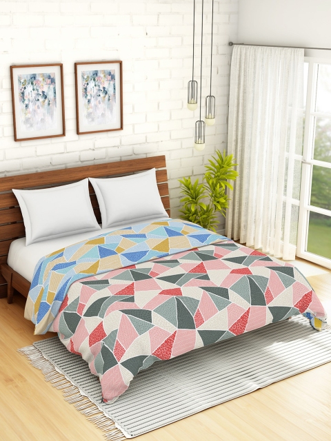 

SPACES Pink & Grey Geometric AC Room 150 GSM Double Bed Quilt