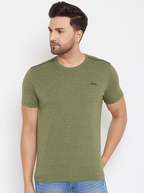 

Adobe Men Olive Green Solid Round Neck T-shirt