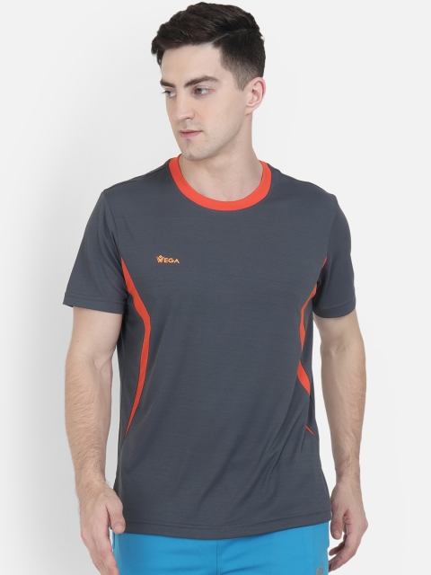 

VEGA Men Grey Solid Round Neck Dryfit T-shirt