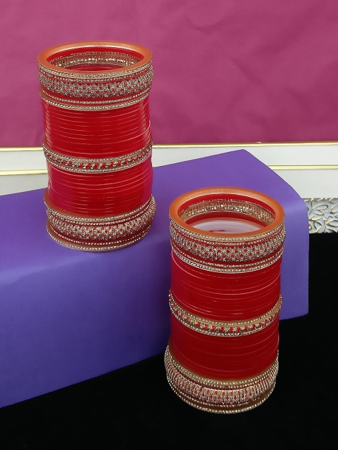 

LUCKY JEWELLERY Set Of 2 Red & Gold-Toned Punjabi Chura Bridal Wedding Bangles
