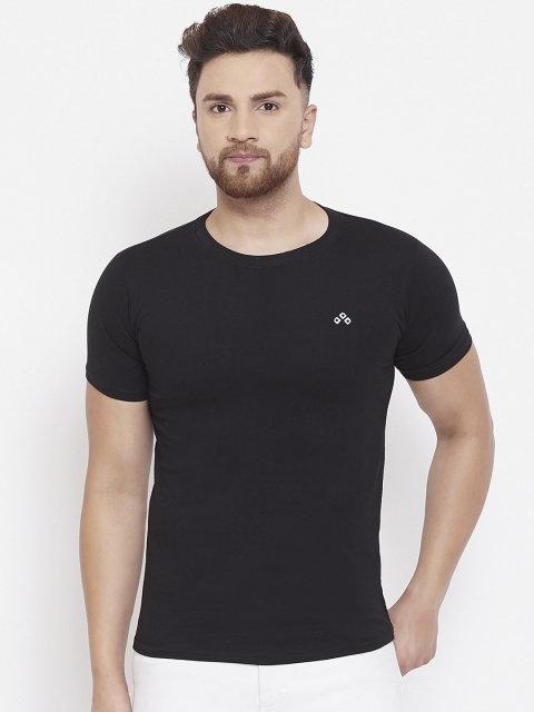 

ALIZA Men Black Solid Round Neck T-shirt