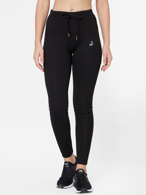 

Juliet Women Black Solid Sports Active Wear Track Pants
