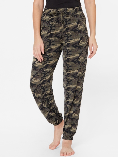 

Juliet Women Black & Green Camouflage Printed Lounge Pants