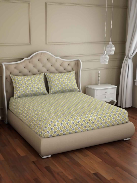 

Welspun Mustard Yellow & Purple Ethnic Motifs 150 TC Reversible Bedsheet & 2 Pillow Covers