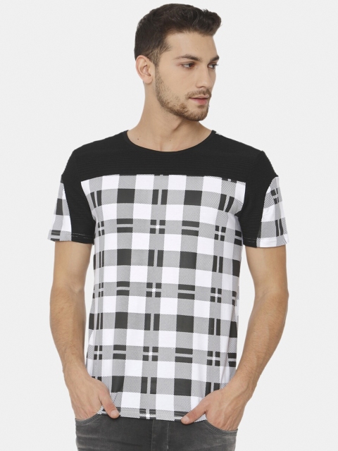 

Rex Straut Jeans Men Black & White Checked Slim Fit Round Neck T-shirt