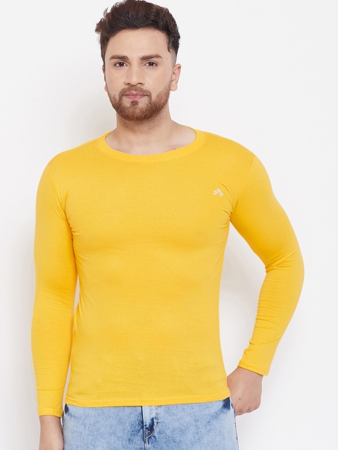 

ALIZA Men Yellow Solid Round Neck T-shirt