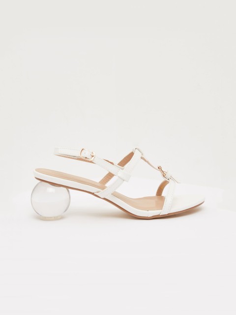 

shoexpress Women White Solid Pumps