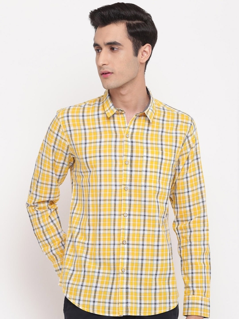 

GHPC Men Yellow & Blue Slim Fit Checked Casual Shirt