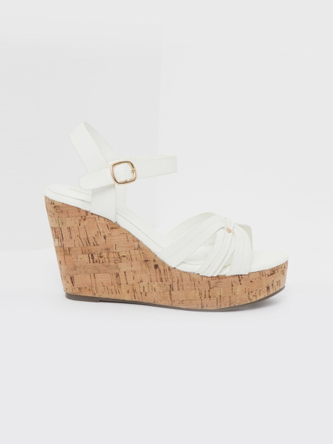 

shoexpress Women White Solid Sandals