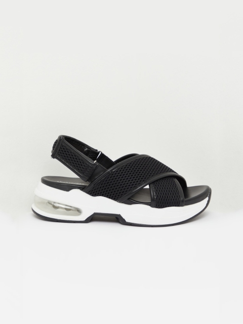 

shoexpress Women Black Solid Sandals