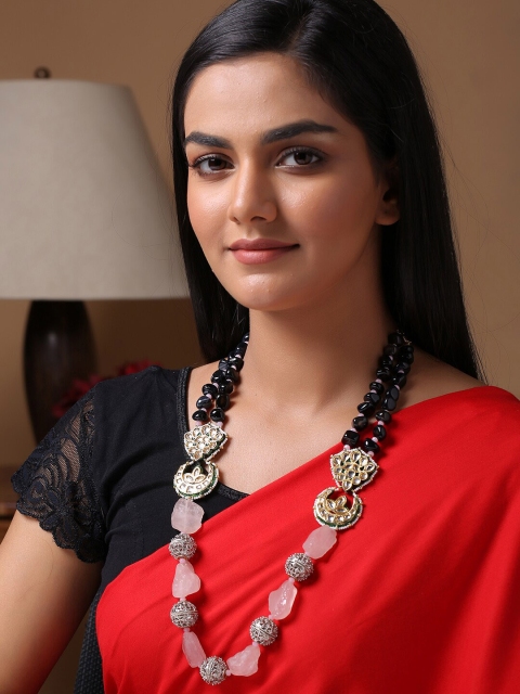 

Shoshaa Gold-Plated Brass Necklace